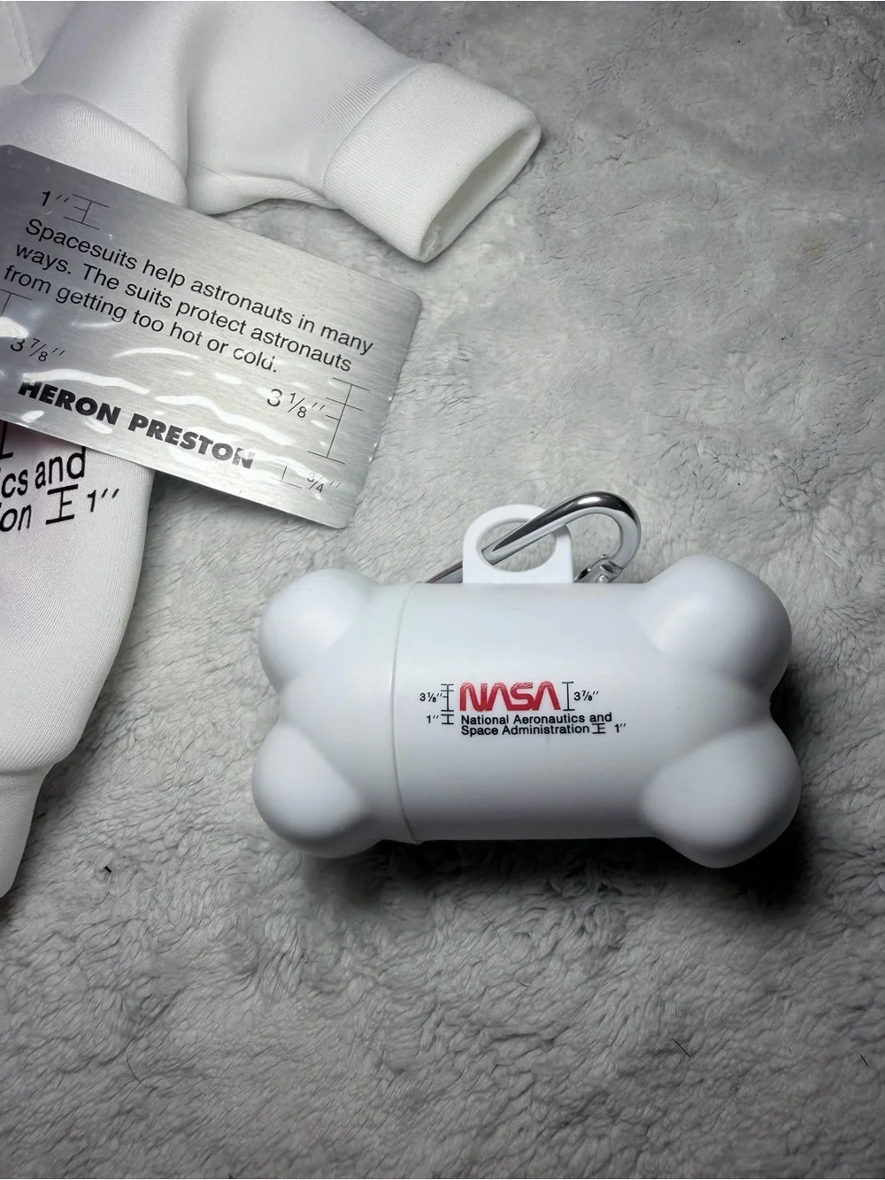 Very Important Puppies (V.I.P.) x Heron Preston x NASA Scuba Dog Hoodie – White